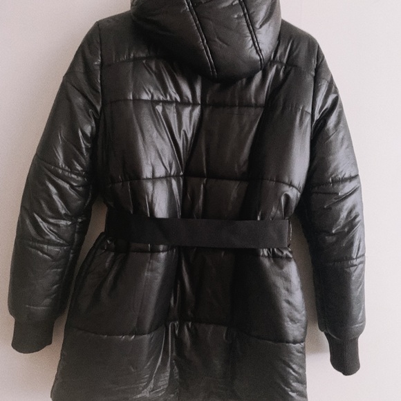 Tory Burch puffer jacket medium length - Picture 7 of 7